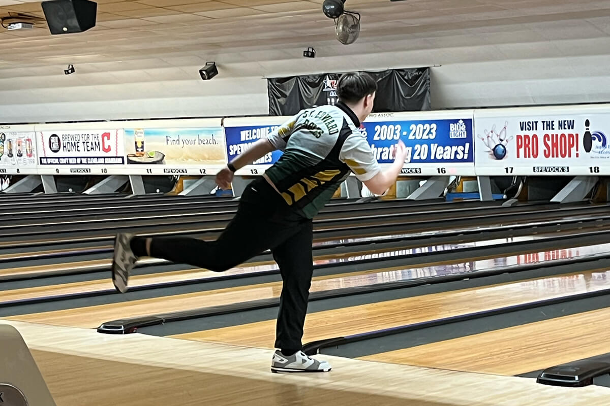 st. edward high school bowler during the ohsaa sectionals