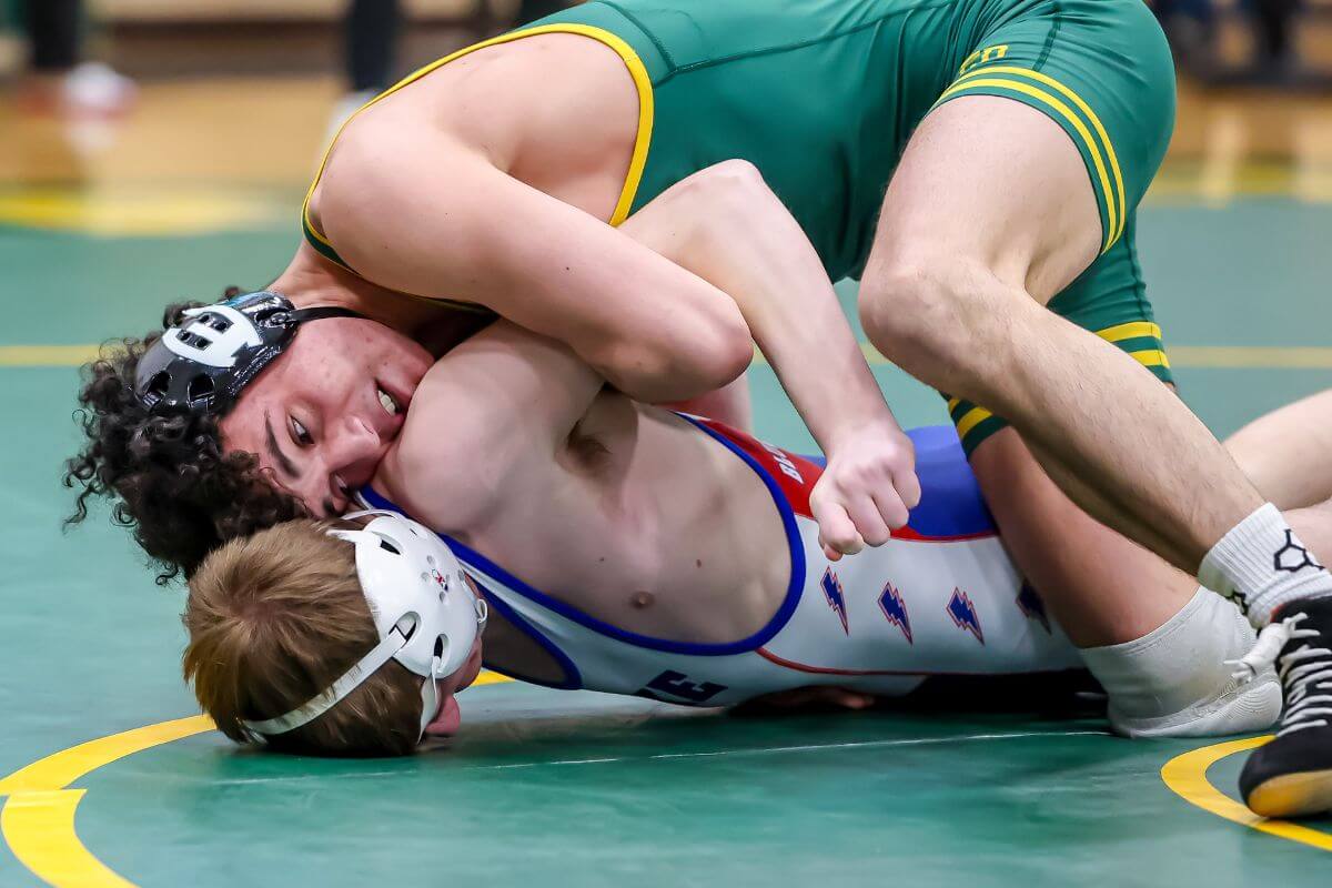 Ryan Bennett pin during OHSAA Wrestling Sectional