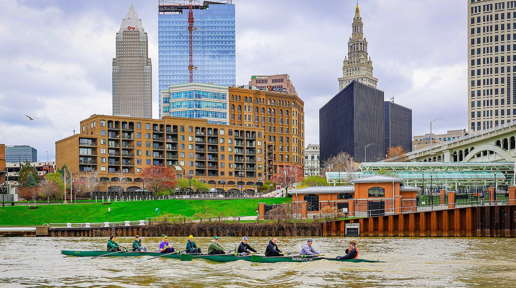 st. edward high school rowers on the cuyahoga river